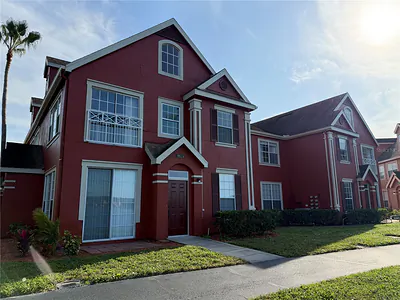9818 LAKE CHASE ISLAND WAY 9818 #9818 Tampa FL