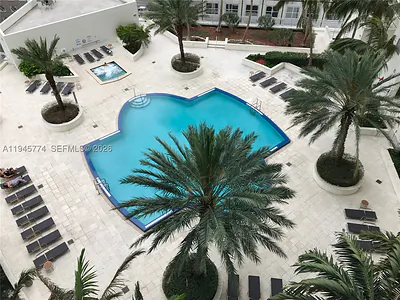 300 S Biscayne Blvd T-1803 #T-1803 Miami FL