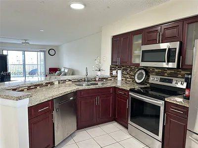 2240 N Cypress Bend Dr 805 #805 Pompano Beach FL