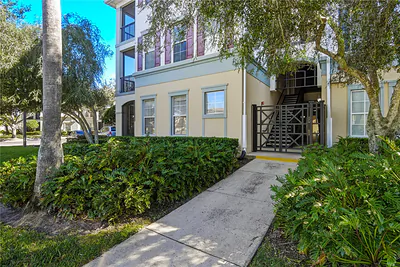 8180 BOAT HOOK LOOP 108/301 #108/301 Windermere FL