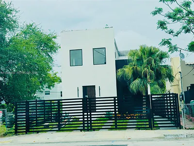 905 SW 13th Ct Miami FL