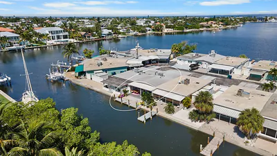 26 SEASIDE COURT Holmes Beach FL