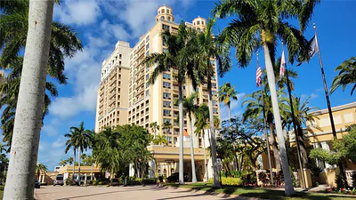 1111 RITZ CARLTON DRIVE 1404 #1404 Sarasota FL