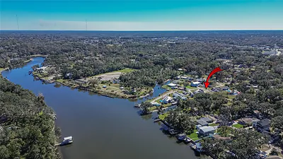 8615 PARKWAY CIRCLE Riverview FL