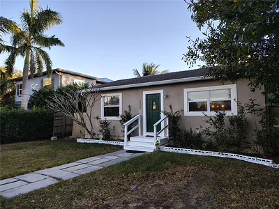 5722 20TH AVENUE S Gulfport FL