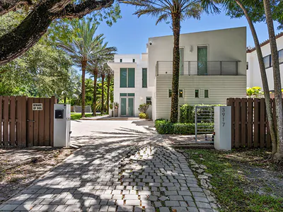 3917 S Le Jeune Road, Miami, FL 33146 Miami FL