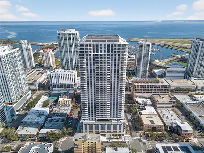 275 1ST AVE S 2706 #2706 St Petersburg FL