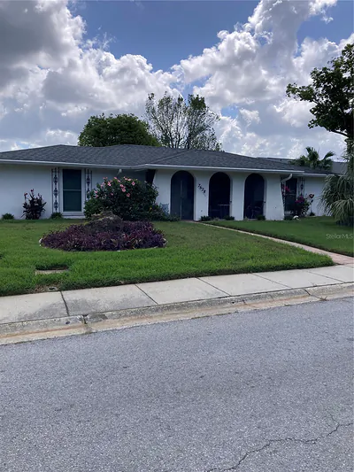 7628 VALLEY COURT New Port Richey FL