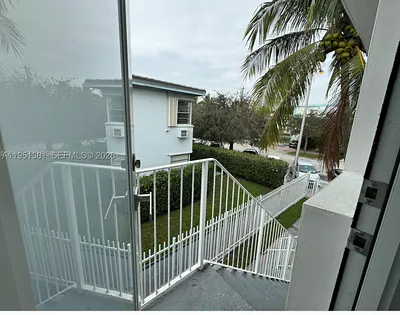 1248 Marseille Dr 2 #2 Miami Beach FL