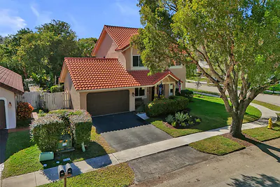 14240 Harpers Ferry Street, Davie, FL 33325 Davie FL