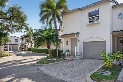 1900 Oceanwalk Lane 138, Lauderdale-By-The-Sea, FL 33062 #138 Lauderdale By The Sea FL