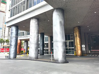 465 Brickell Ave 4402 #4402 Miami FL