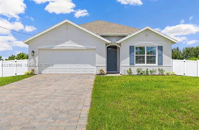 3021 N LAKEWOOD RD La Belle FL