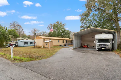 7154 CO RD 651 Bushnell FL