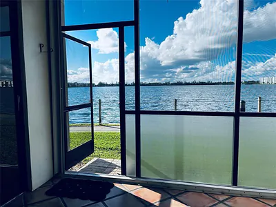 111 Lake Emerald Drive 101, Oakland Park, FL 33309 #101 Oakland Park FL
