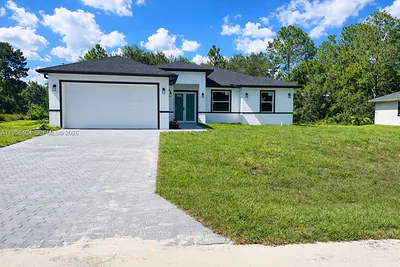 3901 E 19th St Lehigh Acres FL