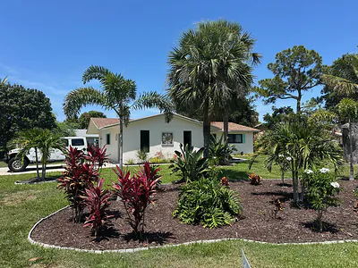 907 SE Lake Street, Stuart, FL 34994 Stuart FL