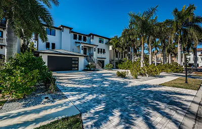 218 SYDNEY LANE Redington Shores FL