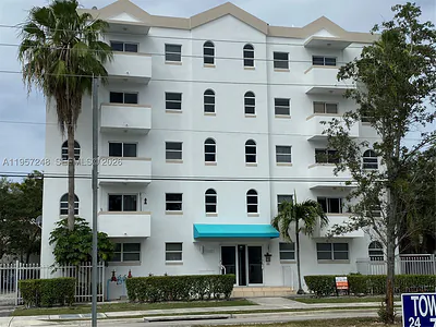 3052 SW 27th Ave 301 #301 Miami FL