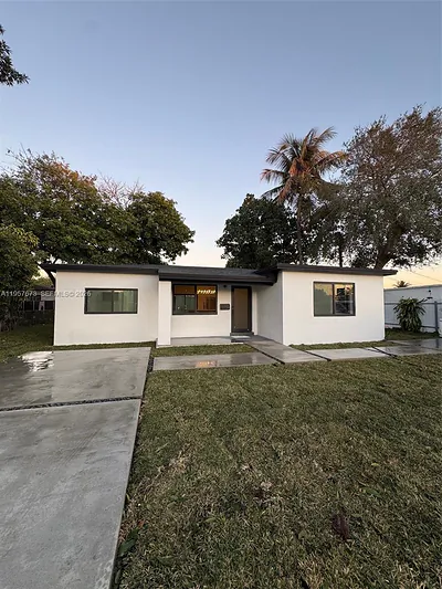 8901 NW 32nd Ave Miami FL