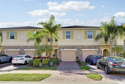 9504 SW Merlin Court, Stuart, FL 34997 Stuart FL