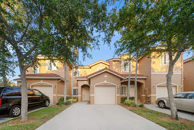 21459 SW 86th Pl Cutler Bay FL