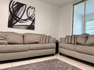 319 NE 14th Ave 106 #106 Hallandale Beach FL