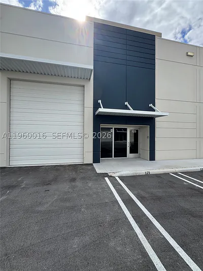 6135 NW 102 AV 125 #125 Doral FL