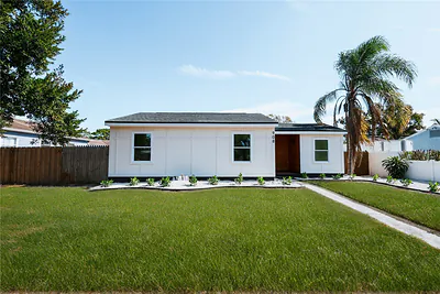 908 61ST STREET S Gulfport FL