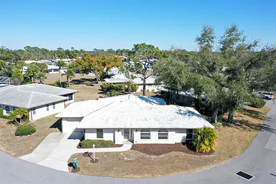 625 VERROCCHIO DRIVE 625 #625 Nokomis FL