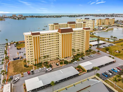 4550 COVE CIRCLE 106 #106 St Petersburg FL
