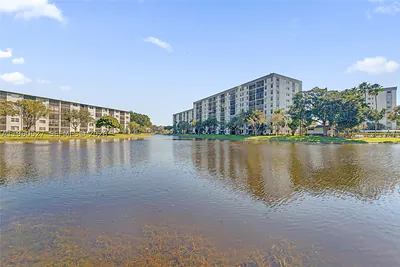 2228 N Cypress Bend Dr 103 #103 Pompano Beach FL