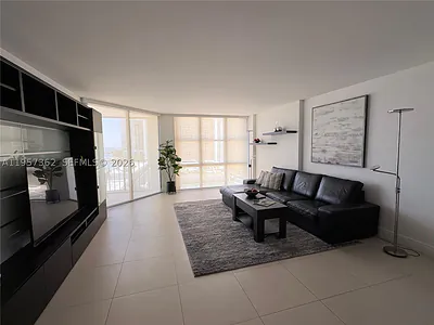 1865 Brickell Ave A810 #A810 Miami FL