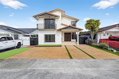 1285 W 42nd Pl Hialeah FL