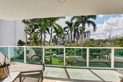 550 SE Mizner Boulevard B307, Boca Raton, FL 33432 #B307 Boca Raton FL