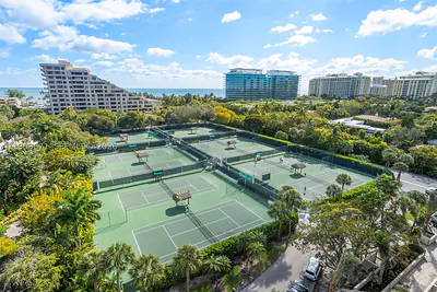 151 Crandon Blvd 802 #802 Key Biscayne FL