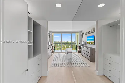 3350 SW 27th Ave 1806 #1806 Coconut Grove FL
