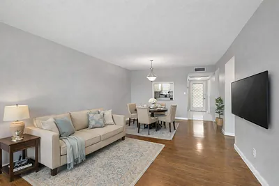 9300 SW 8th Street 303, Boca Raton, FL 33428 #303 Boca Raton FL