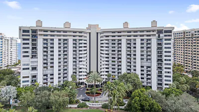 5100 N Ocean Boulevard 1713, Lauderdale-By-The-Sea, FL 33308 #1713 Lauderdale By The Sea FL