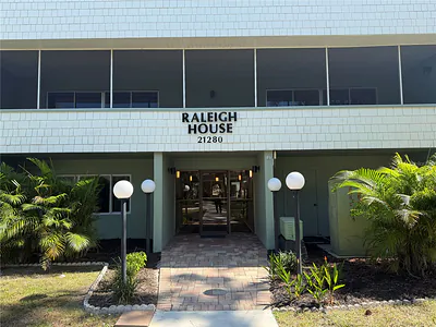 21280 BRINSON AVENUE 203 #203 Port Charlotte FL