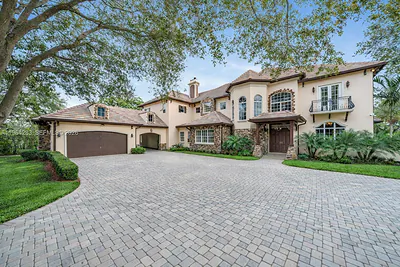 12270 SW 45th St Miami FL