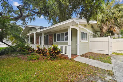 2302 S ARRAWANA AVENUE Tampa FL
