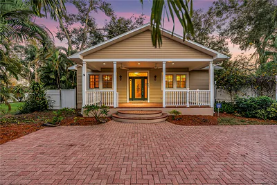 546 26TH AVENUE N St Petersburg FL