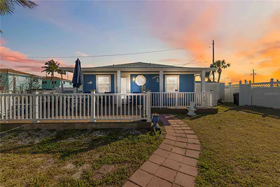 111 9TH STREET N Bradenton Beach FL