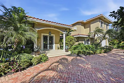 2525 NE 21st Court, Fort Lauderdale, FL 33305 Fort Lauderdale FL