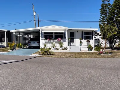 740 CAREFREE Venice FL