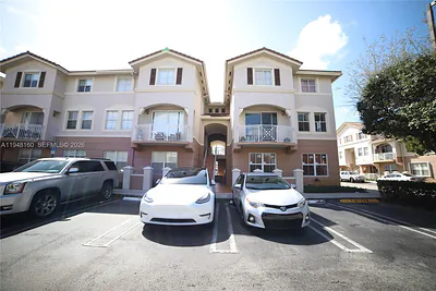 8826 W Flagler St 225 #225 Miami FL