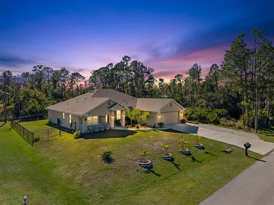 4989 AGEMAN AVENUE North Port FL