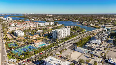 6415 MIDNIGHT PASS ROAD 705 #705 Sarasota FL