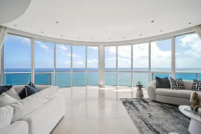 1600 S Ocean Boulevard UPH01, Lauderdale-By-The-Sea, FL 33062 #UPH01 Lauderdale By The Sea FL